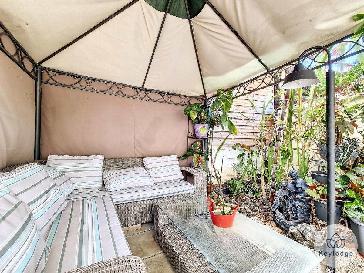 Paul Et Aliette - T3 Classe 3 Etoiles - 70M2 - Saint-Denis Exteriör bild