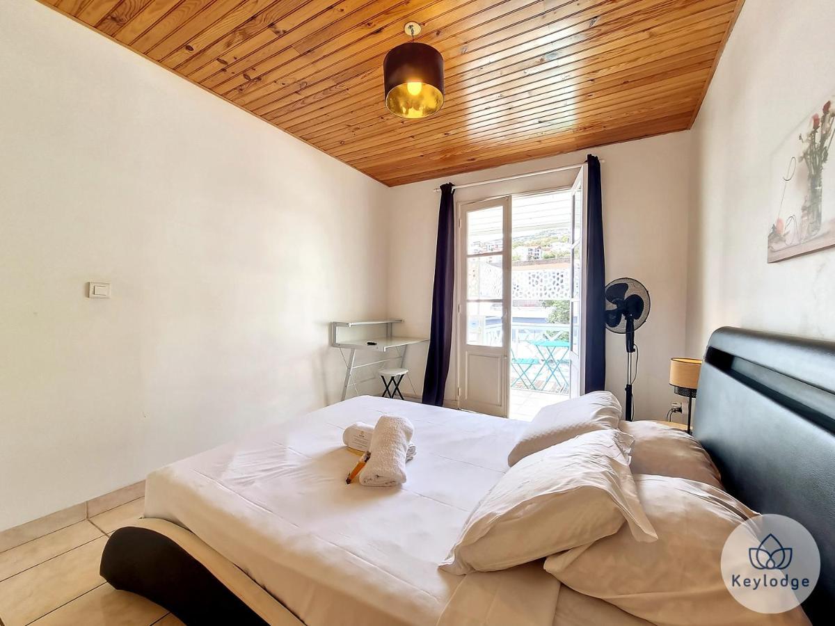 Paul Et Aliette - T3 Classe 3 Etoiles - 70M2 - Saint-Denis Exteriör bild