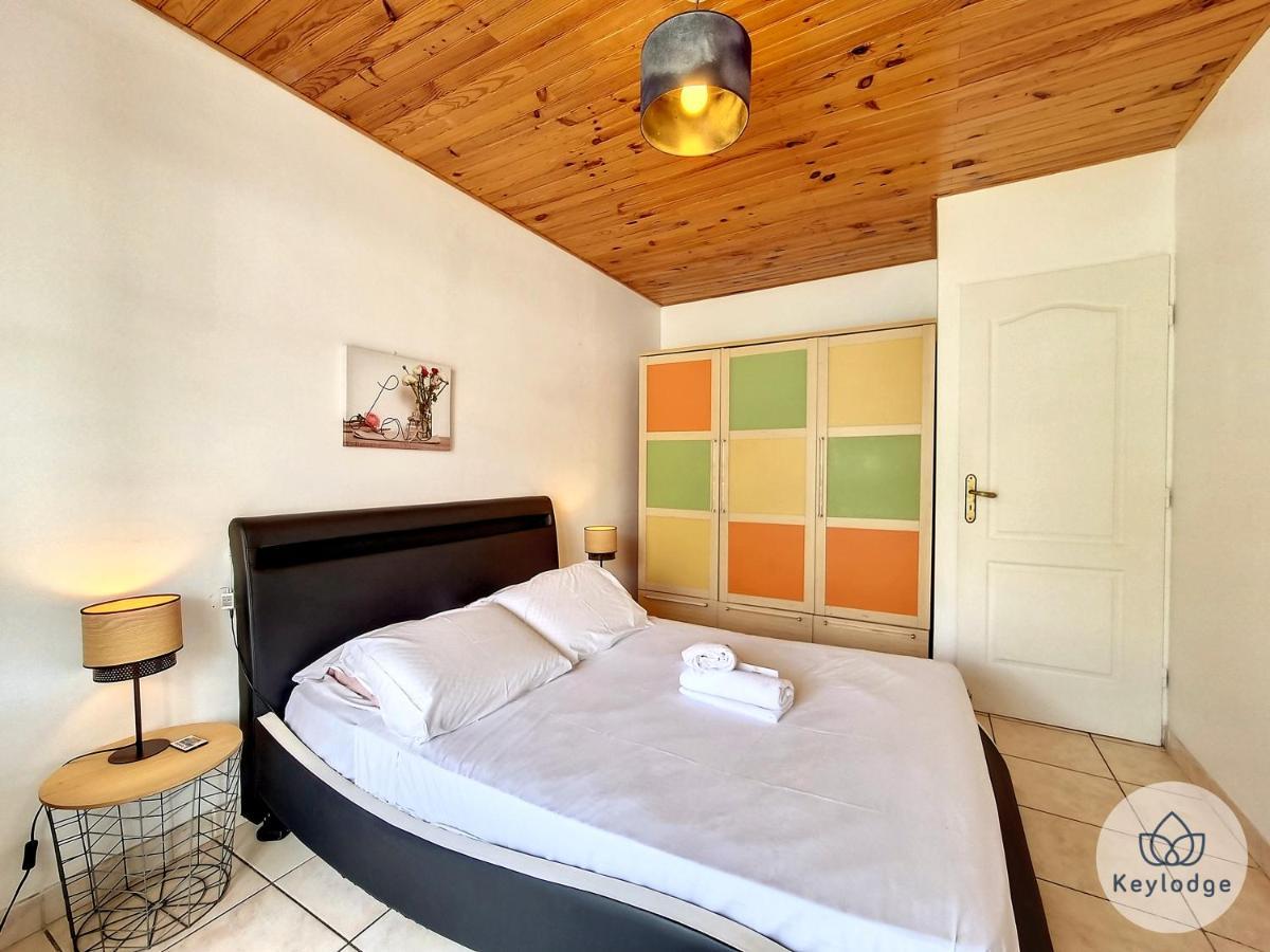 Paul Et Aliette - T3 Classe 3 Etoiles - 70M2 - Saint-Denis Exteriör bild
